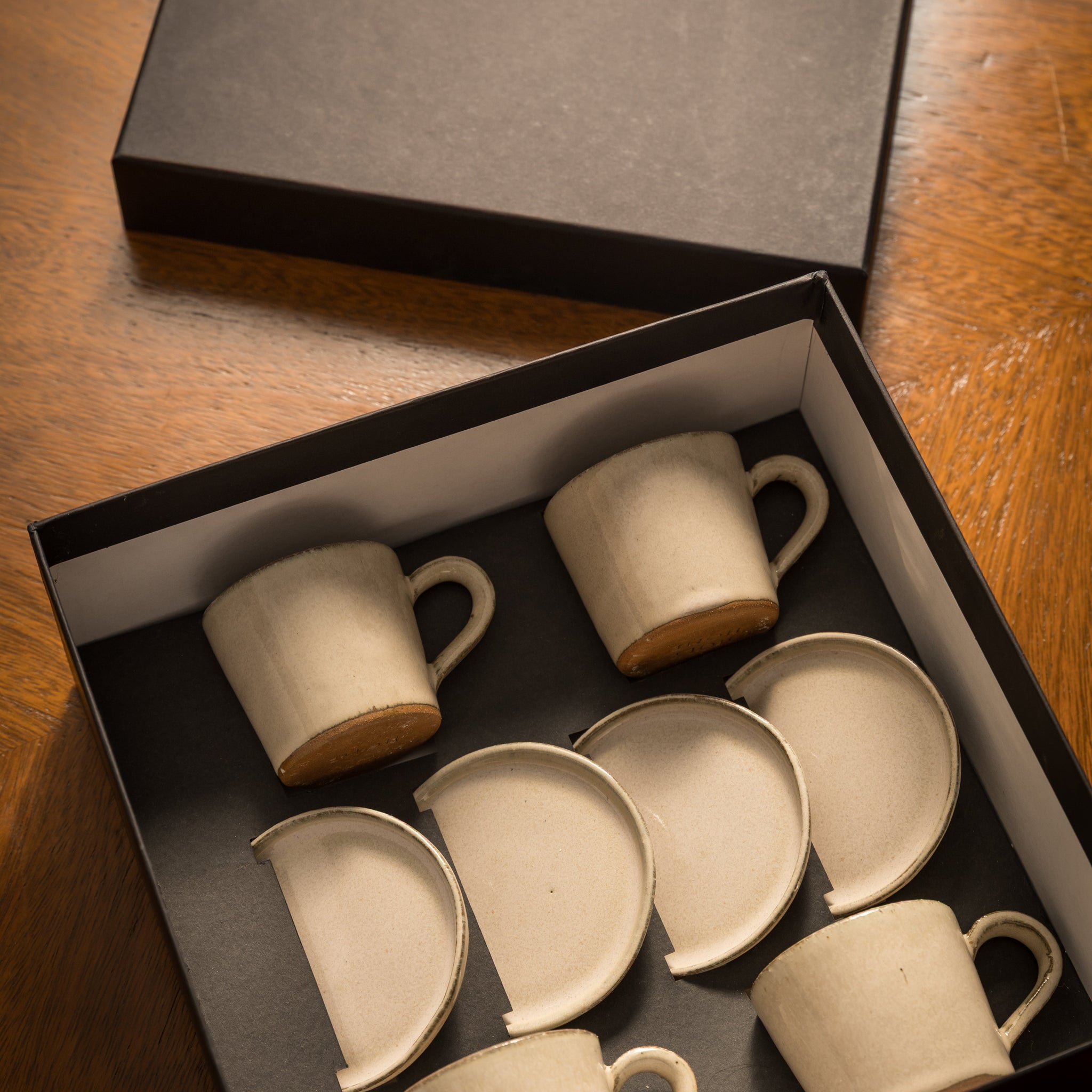 CAJA TAZAS ESPRESSO DE CERÁMICA ARTESANAL - PARA REGALAR