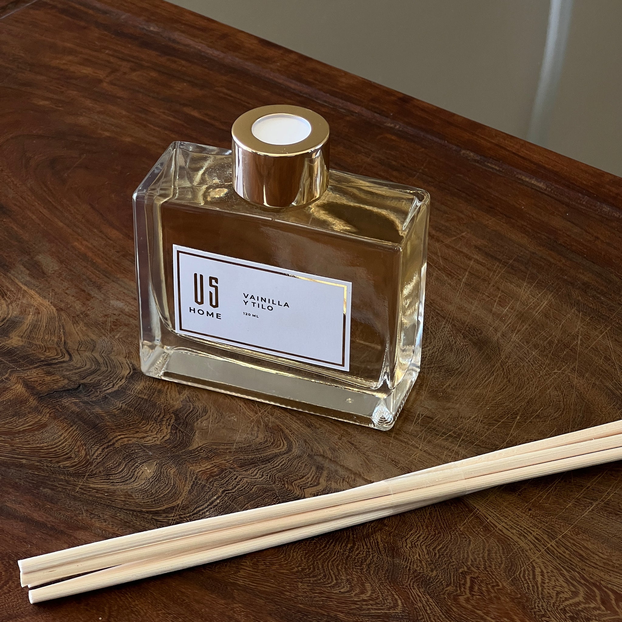 ROOM DIFFUSER WITH VANILLA AND LIME RODS - US