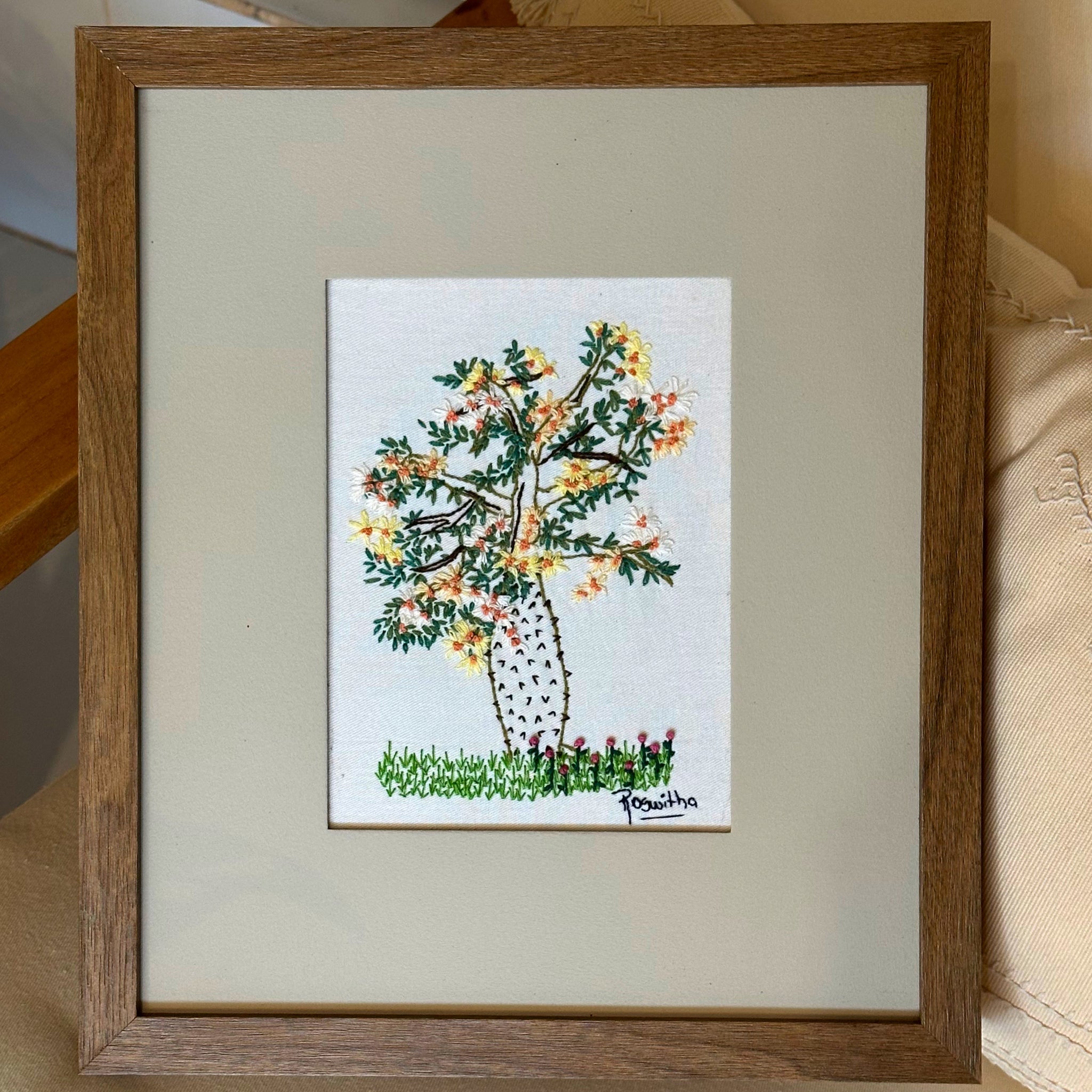 CUADRO RECUERDO DE SAMU’U BORDADO ENMARCADO 36 x 31 cm