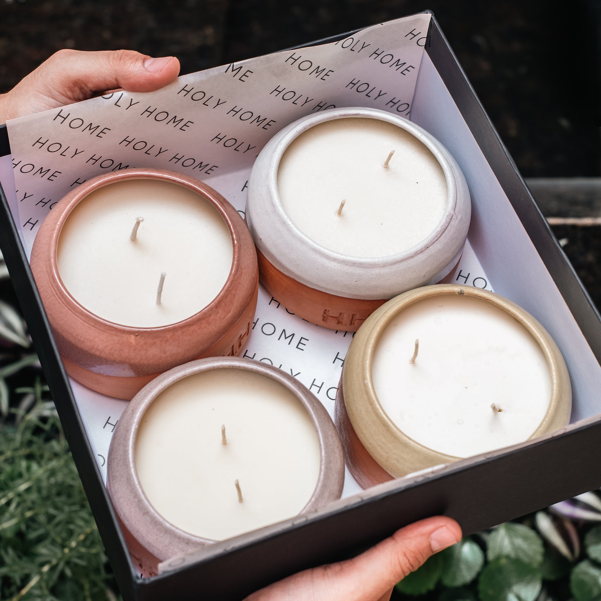 SECRET GARDEN BOX - 4 SCENTED CANDLES WITH NATURAL ESSENCES