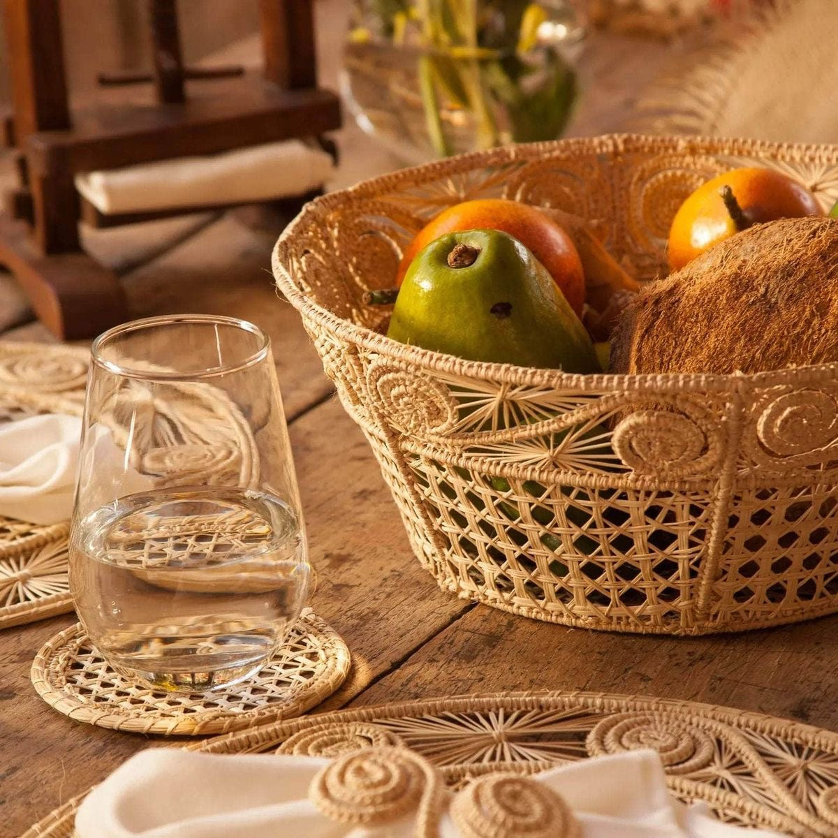 WOVEN DECORATIVE BASKET