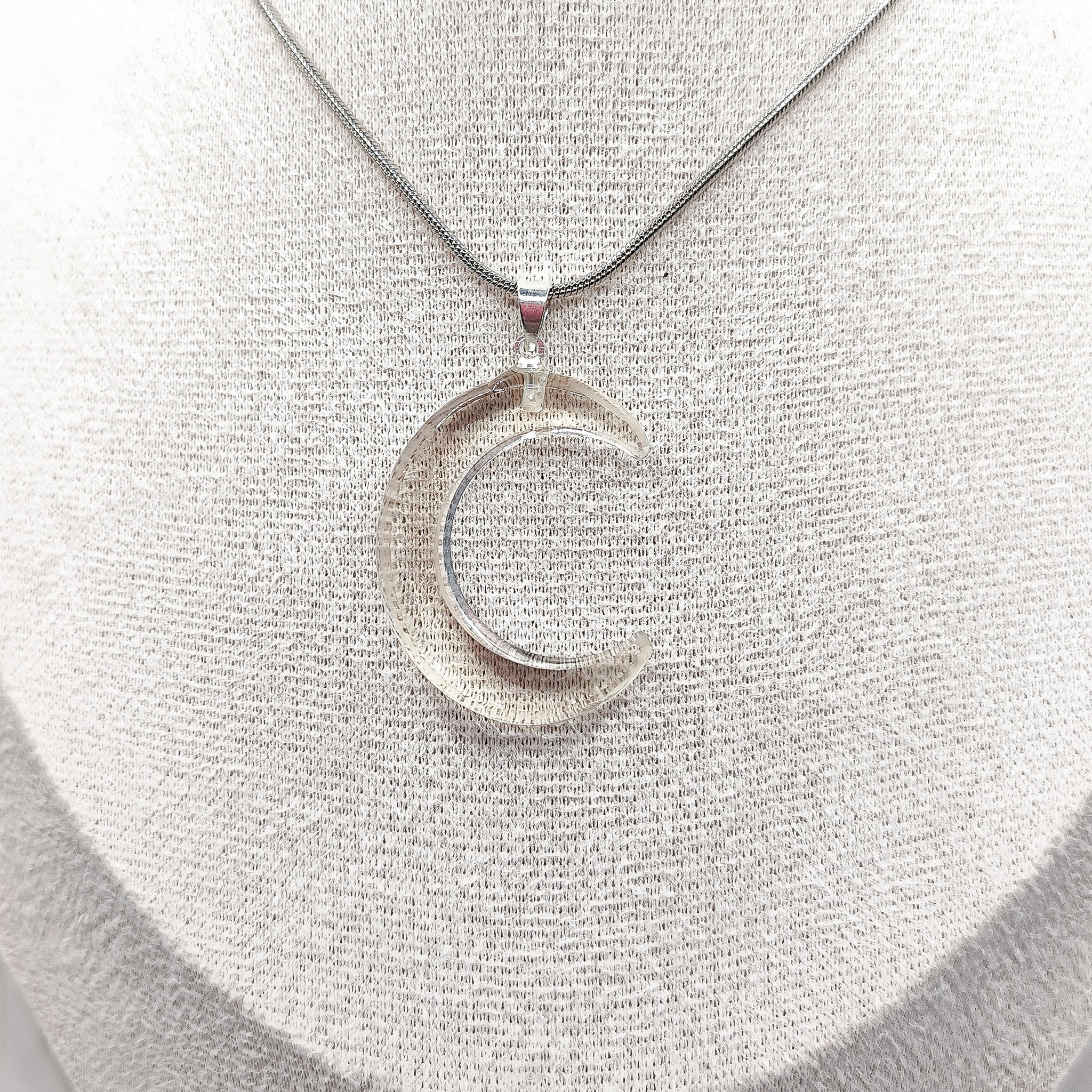 Collar Luna Color Transparente Colección Eternal