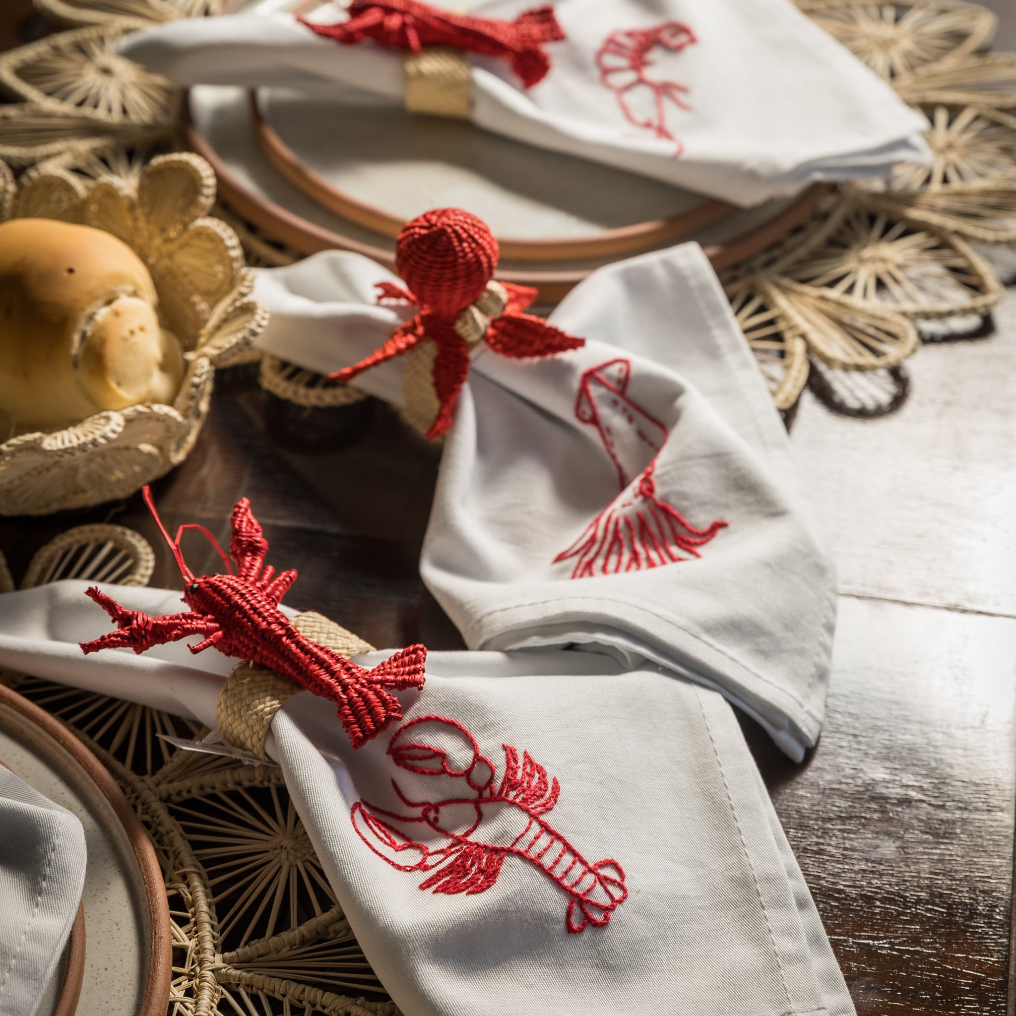 SERVILLETAS DE ALGODÓN BORDADAS - BICHOS MAR (PACK DE 4)